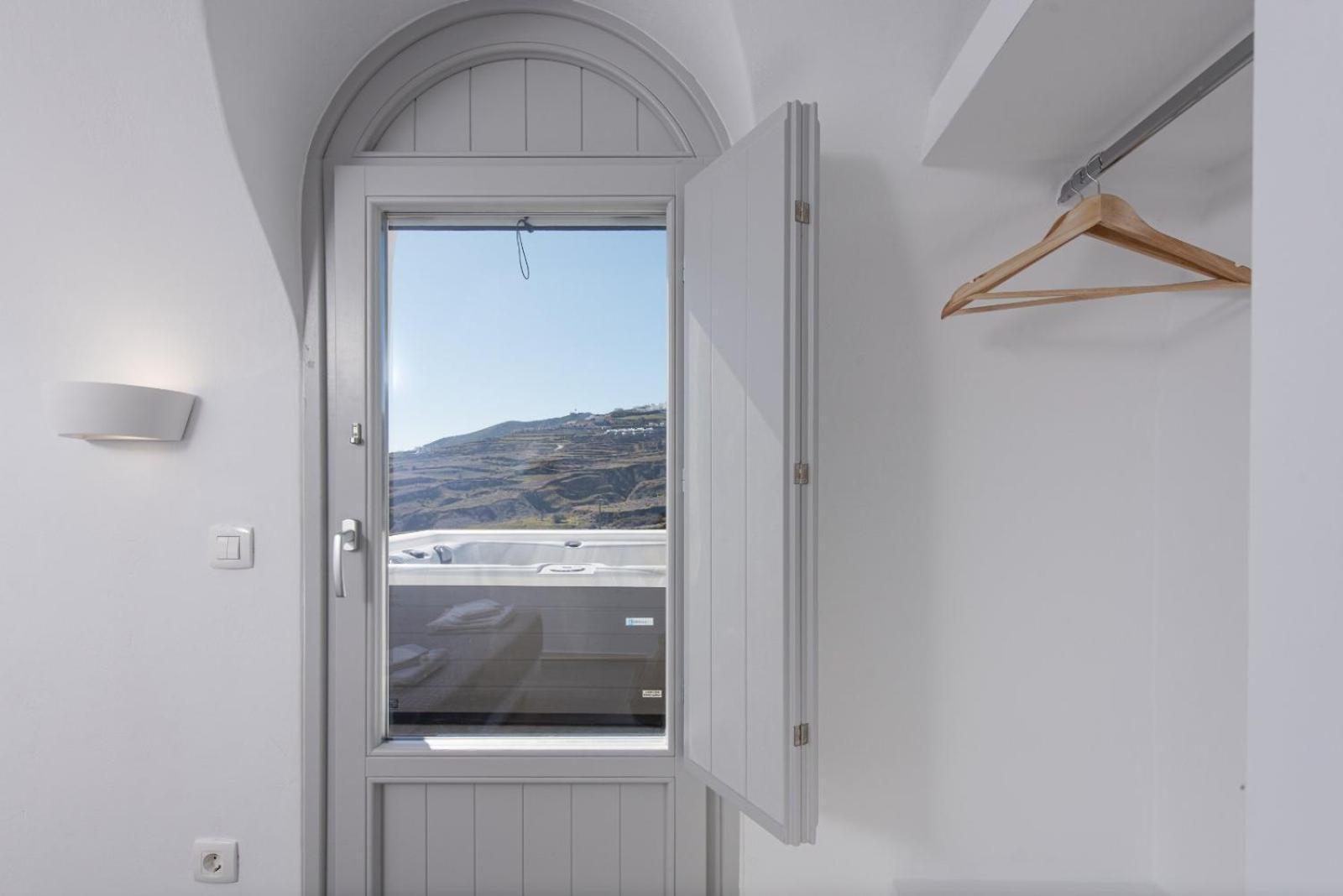 Golden View Suites Vothon Bagian luar foto